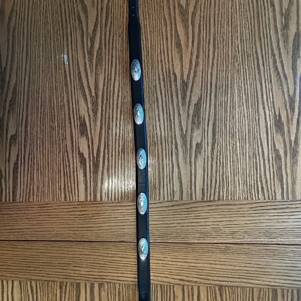 Onyx Women’s Vintage Midnight Black Leather Belt with Silver Details - Picture 10 of 11